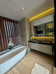TwentyOne Angullia Park (D9), Condominium #527989521